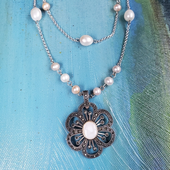 Victoria Crowne & Company Necklace - Picture 12 of 15